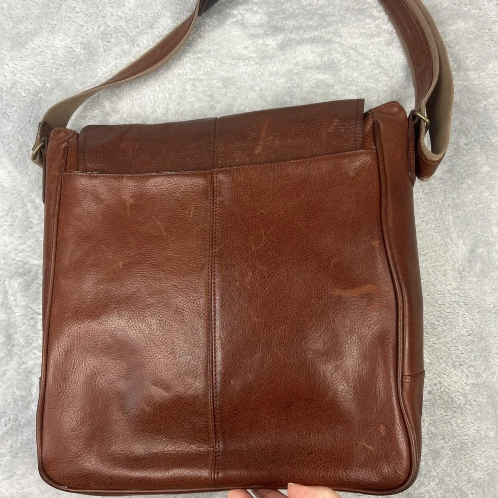 Tommy Bahama Leather Laptop Messenger Bag Cross-body Brown Pebbled Heavy